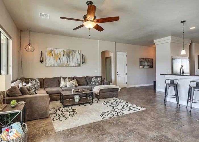Pool & Hot Tub: Luxe Havasu Casa vacanze