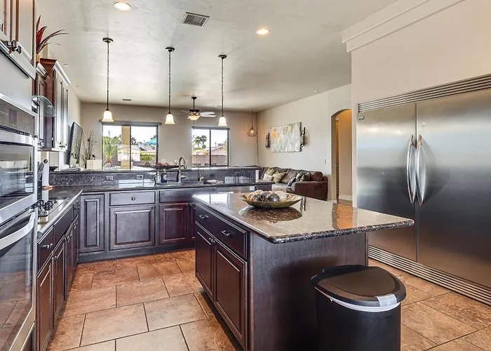 Casa vacanze Pool & Hot Tub: Luxe Havasu Lake Havasu City